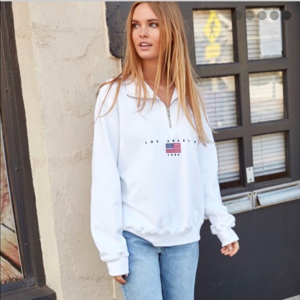 Brandy Melville Los Angeles Half Zip Sweatshirt